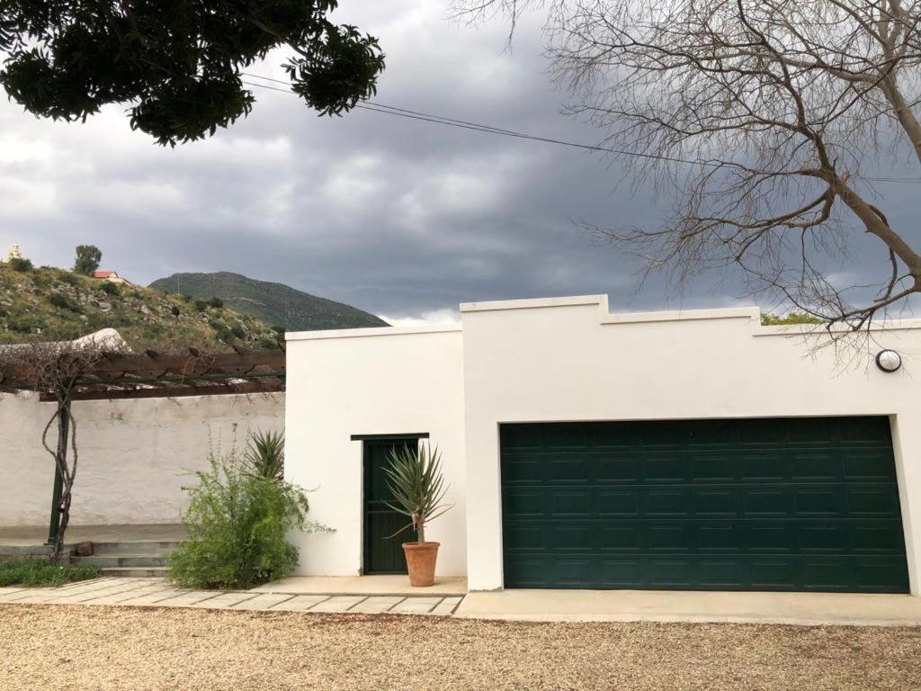 Apartamento Catswhiskers Graaff-Reinet Exterior foto